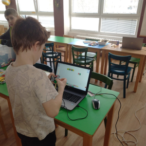 Stavíme a programujeme s Legem (5).jpg